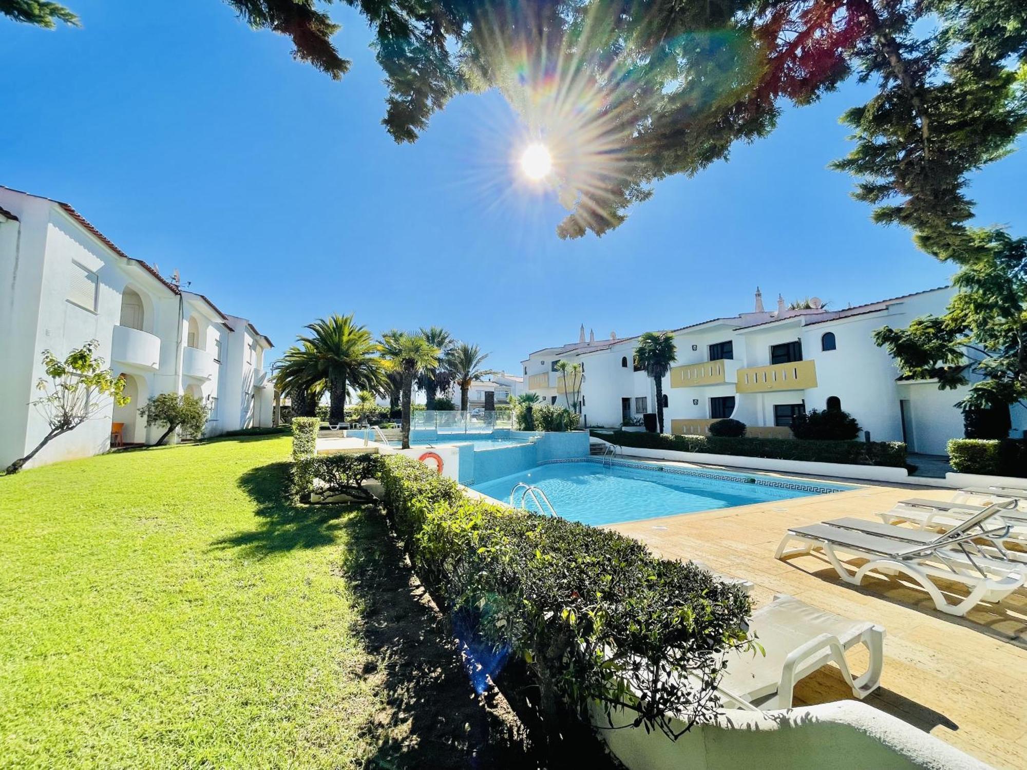 Lavanda - 2 Bedrooms - 3 Level Pool - Garden - Beach 1Km Estômbar Extérieur photo